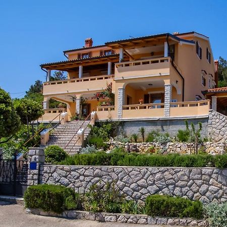Apartmani Zorica Martinšćica Zewnętrze zdjęcie
