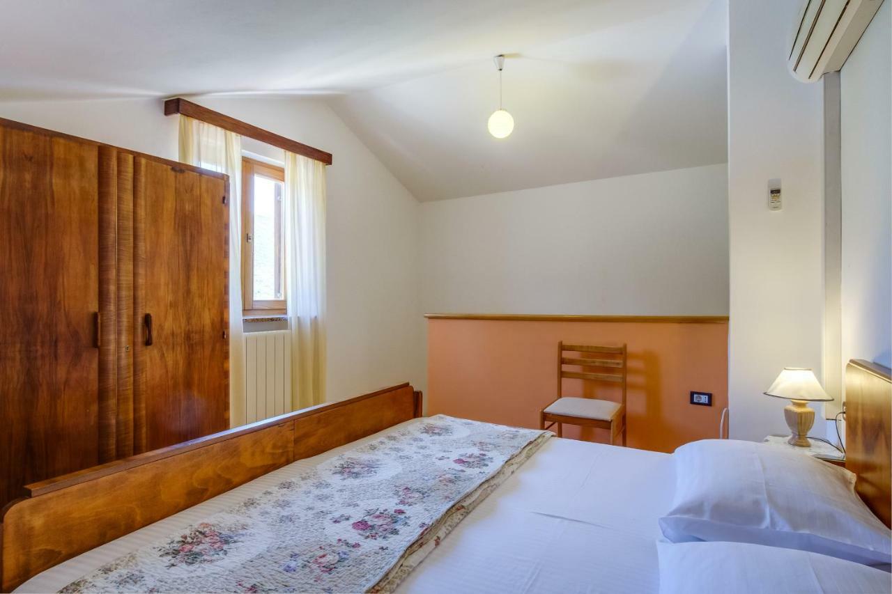 Apartmani Zorica Martinšćica Zewnętrze zdjęcie