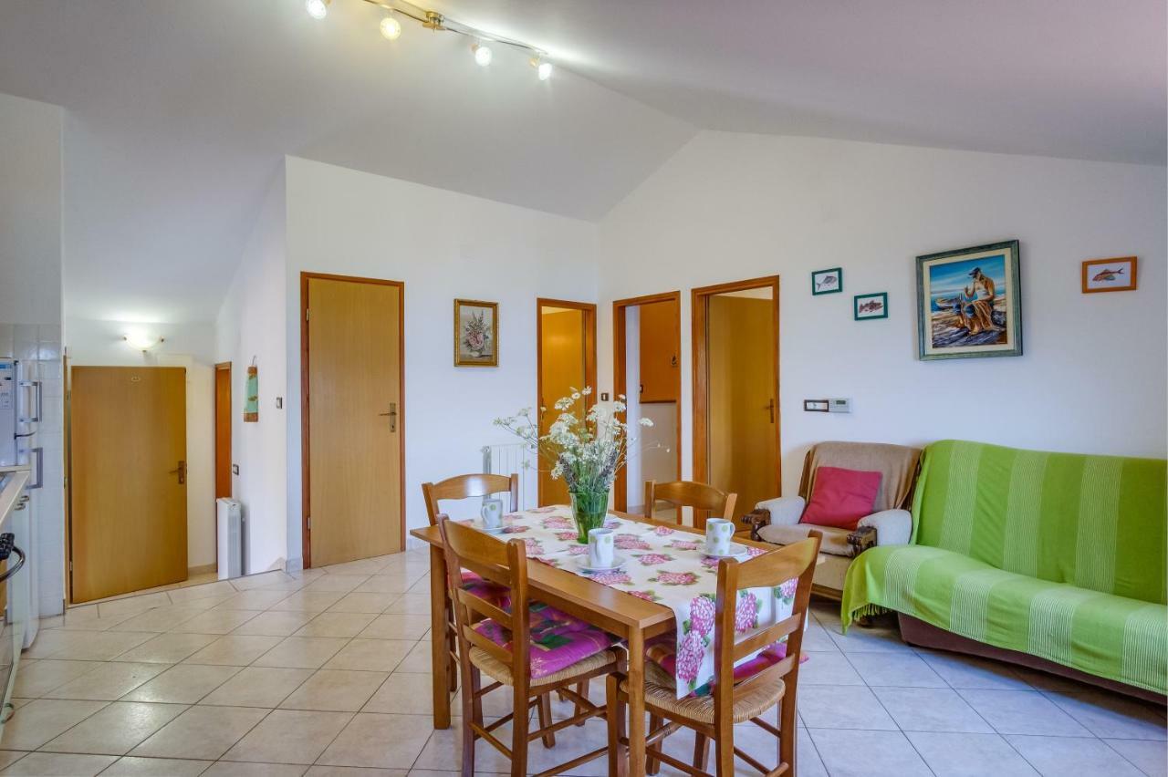 Apartmani Zorica Martinšćica Zewnętrze zdjęcie