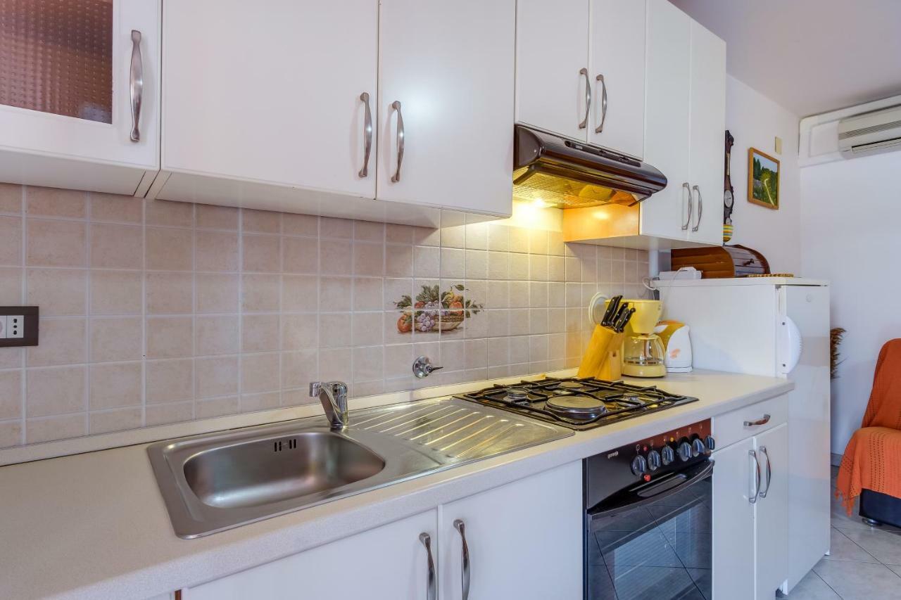 Apartmani Zorica Martinšćica Zewnętrze zdjęcie